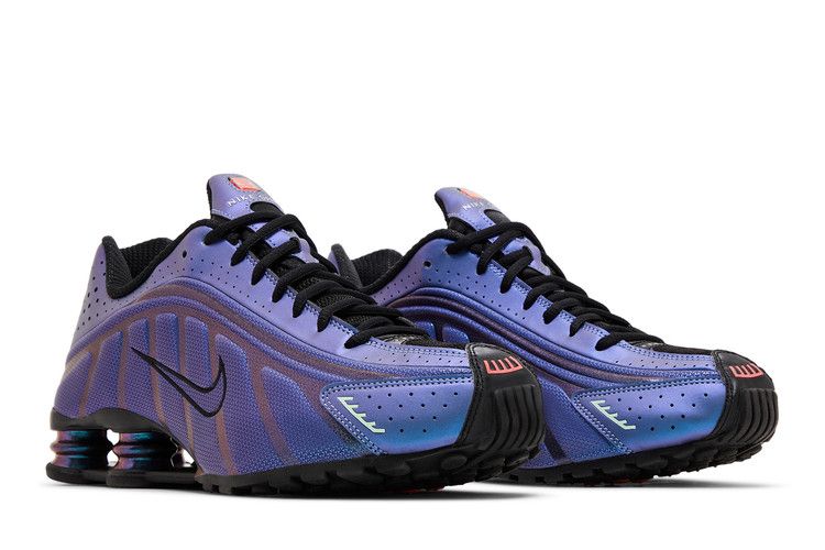 Shox R4 Iridescent