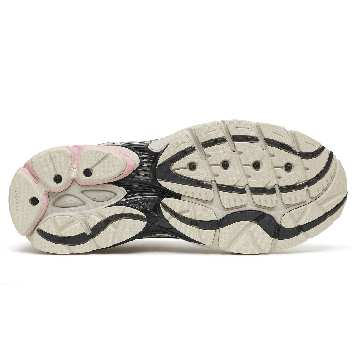 Saucony Progrid Omni 9 'Eggshell Touch'