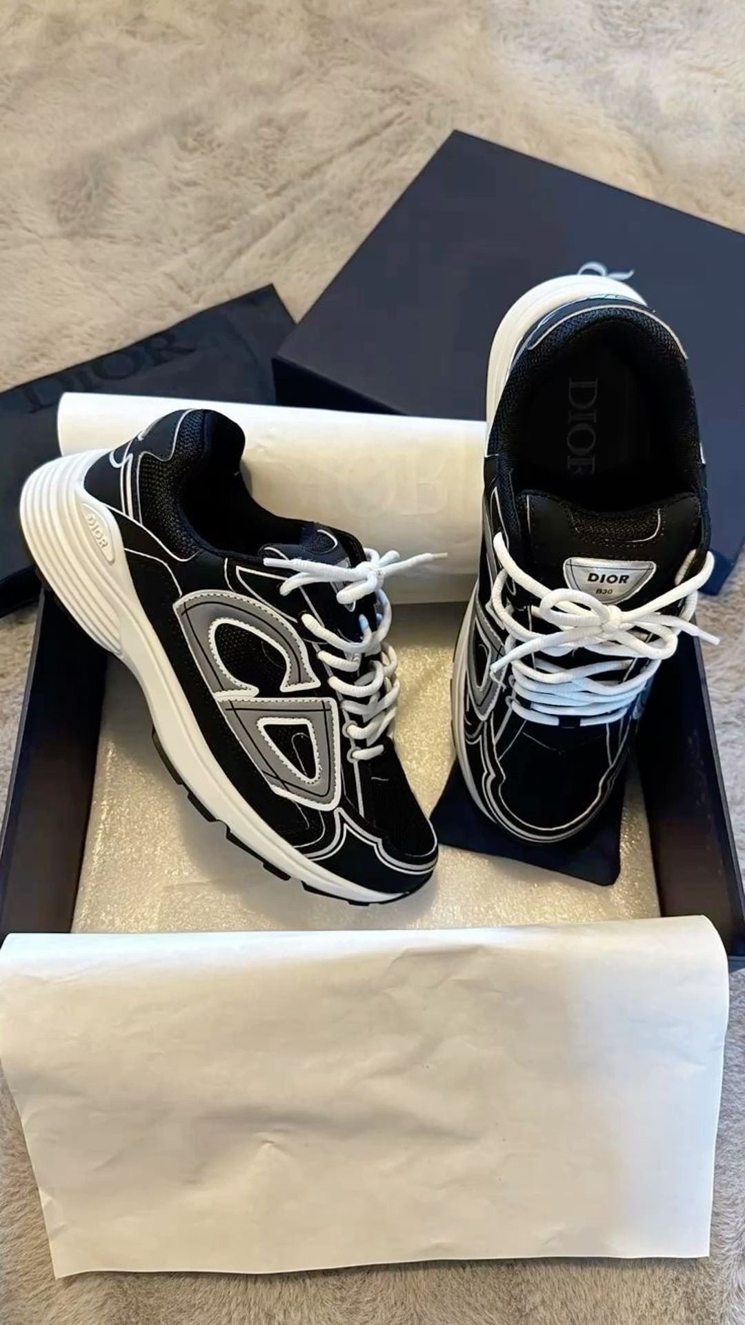 Streetwear & Sneakers Nouveaux Drops