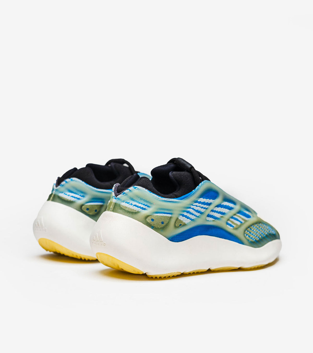 adidas Yeezy 700 V3 Arzareth