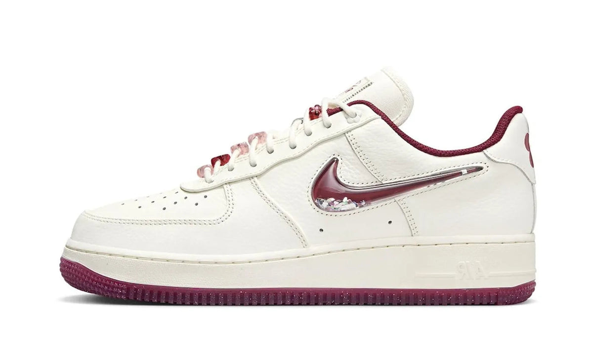 Air Force 1 Low '07 SE PRM Valentine's Day (2024)