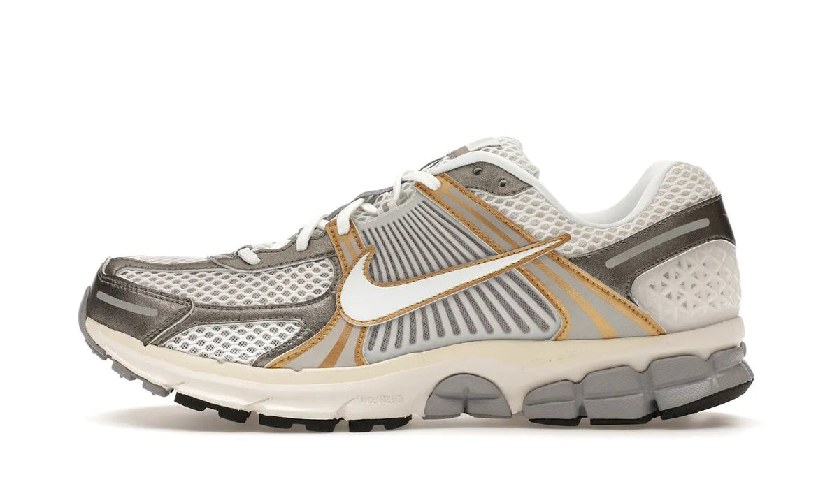Zoom Vomero 5 Platinum Tint Metallic Gold