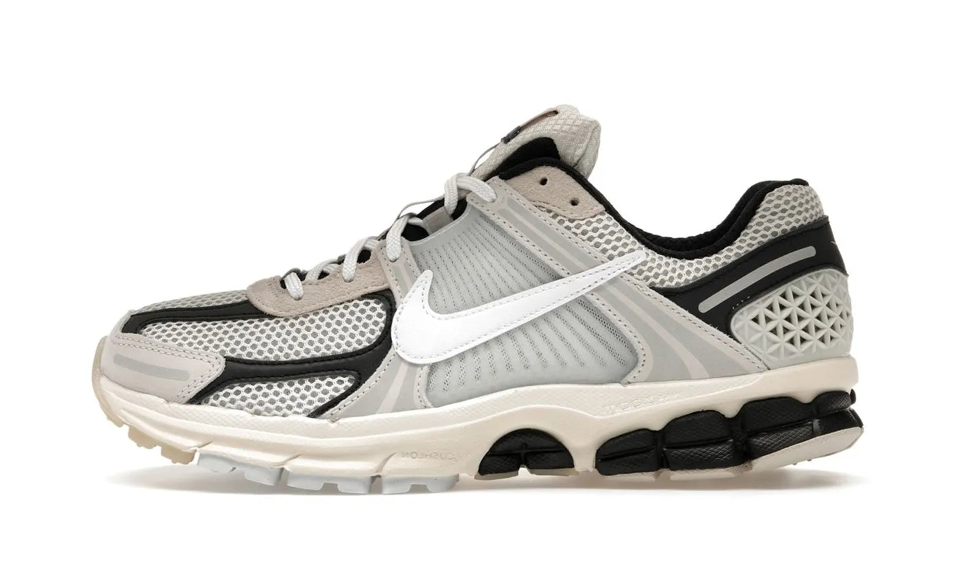 Zoom Vomero 5 Supersonic Light Bone Black